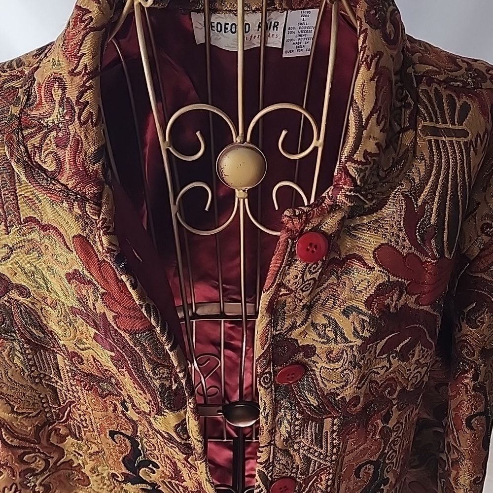 Vtg  Tapestry Lightweight Button Up Jewel Toned Jacket with Satin Lining